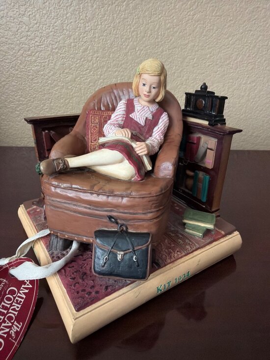 Hallmark Other - 2002 Hallmark American Girl Kit Kittredge 1934 Bookend Resin Figure w/Tag FLAW